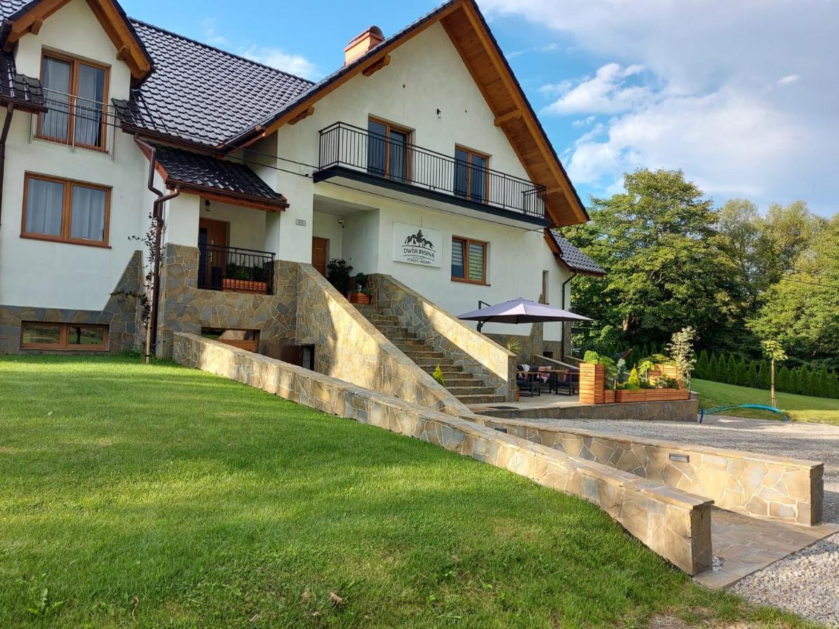 Dwor Bysina Villa Myślenice Exteriör bild