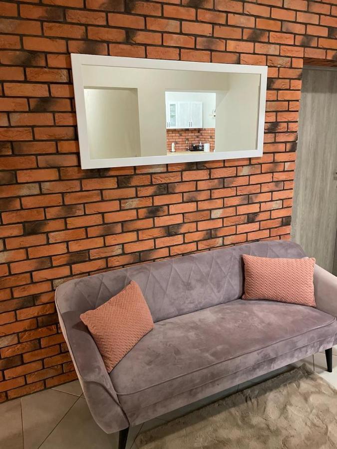 Dwor Bysina Villa Myślenice Exteriör bild