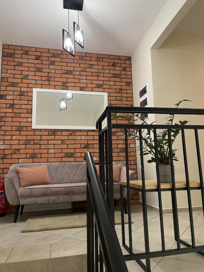 Dwor Bysina Villa Myślenice Exteriör bild