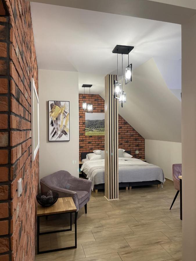 Dwor Bysina Villa Myślenice Exteriör bild